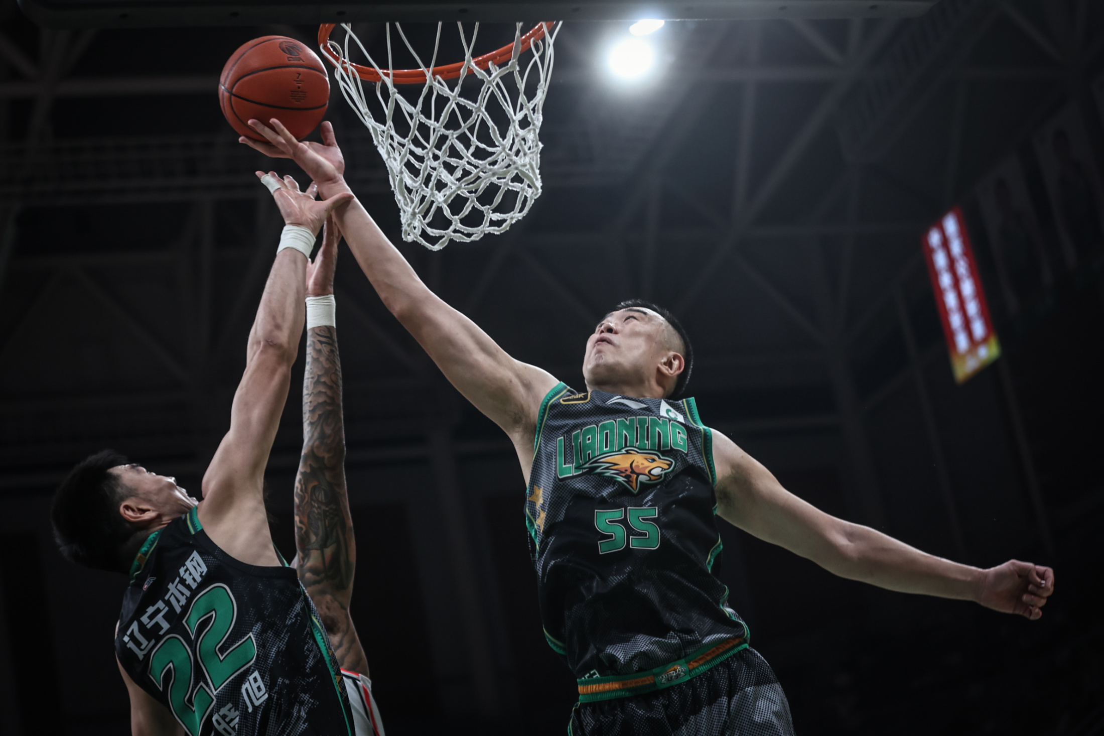 九游平台 -包含关键时刻CBA常规赛焦点战，多特蒙德单刀错失，气氛紧张，高层口径保持一致的词条